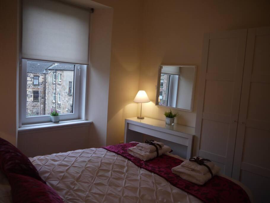 גלאזגו Fabulous Location, One Bedroom West End Flat, Just Off Byres Rd, Close To Sec & Hydro מראה חיצוני תמונה